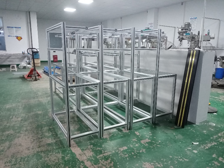 定制鋁型材設備機柜需要哪種工業鋁材？